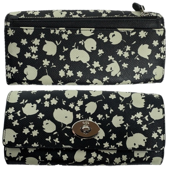 Coach Black and White Floral Key Holder - Picture 2 of 12